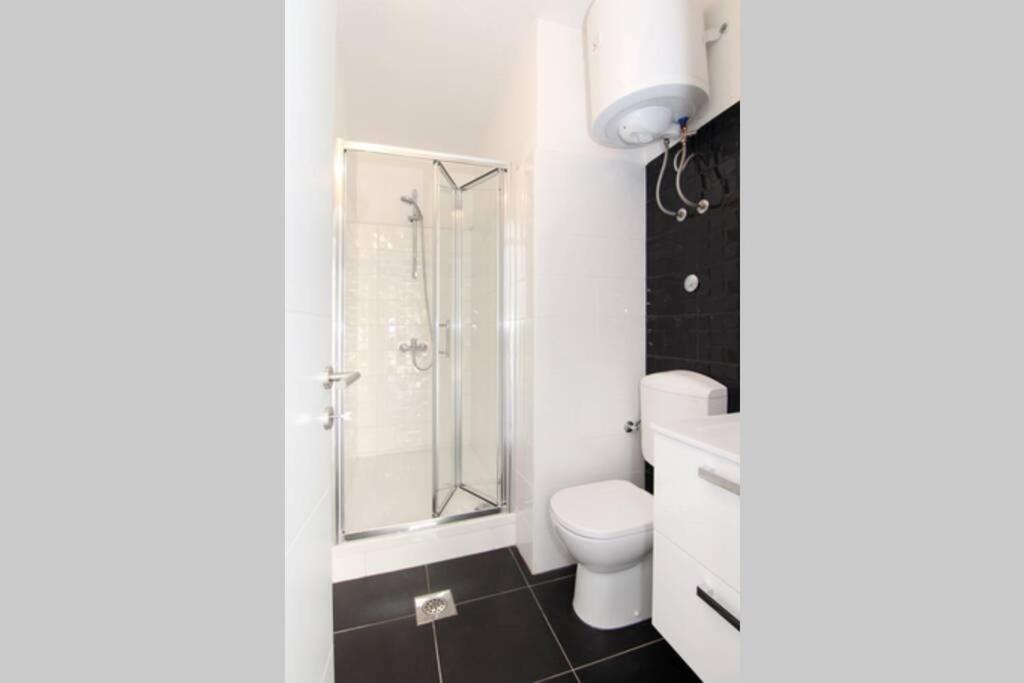 Apartman Buki **** สปลิท ภายนอก รูปภาพ