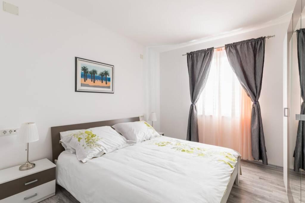 Apartman Buki **** สปลิท ภายนอก รูปภาพ