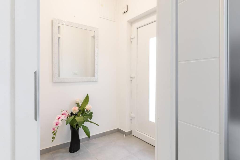 Apartman Buki **** สปลิท ภายนอก รูปภาพ