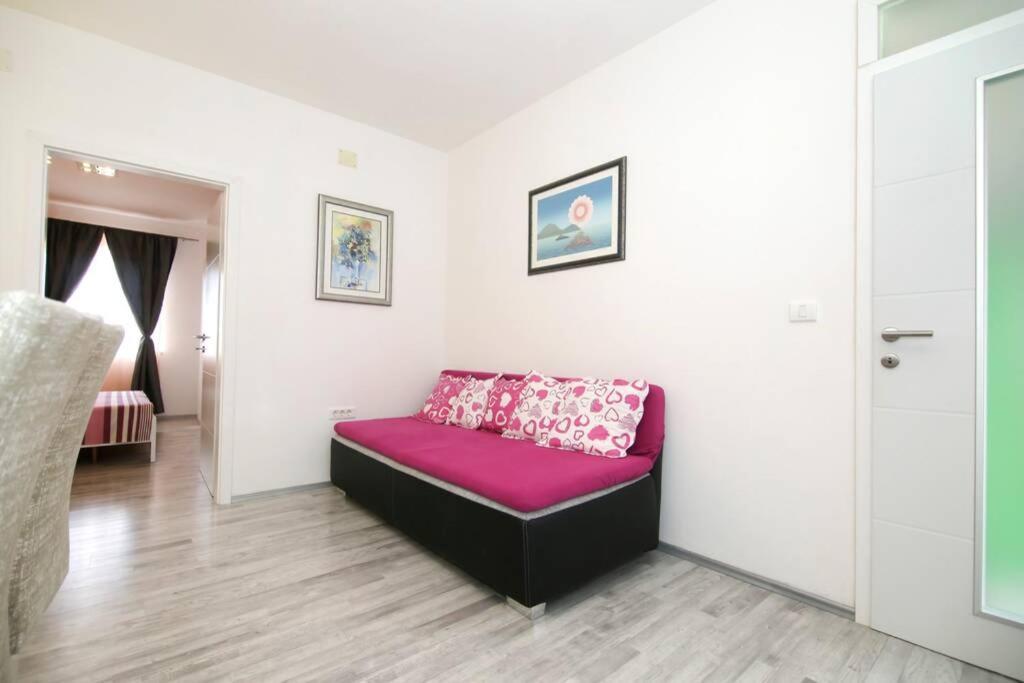 Apartman Buki **** สปลิท ภายนอก รูปภาพ